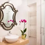 Bed & Breakfast Casa Fabbrini Boutique 4*